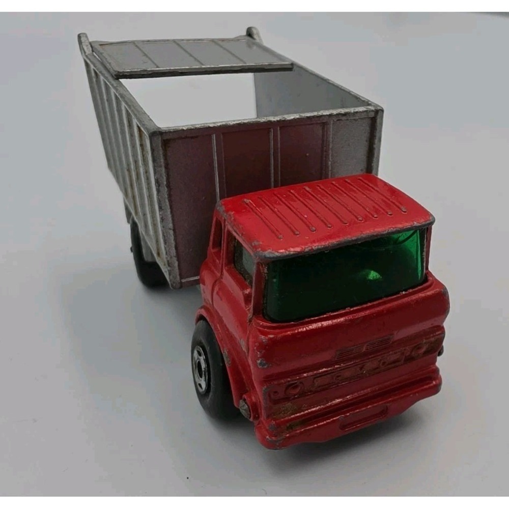 Vintage Matchbox No 26 G.M.C. Tipper Truck Lesney Truck 1970 Toy England
